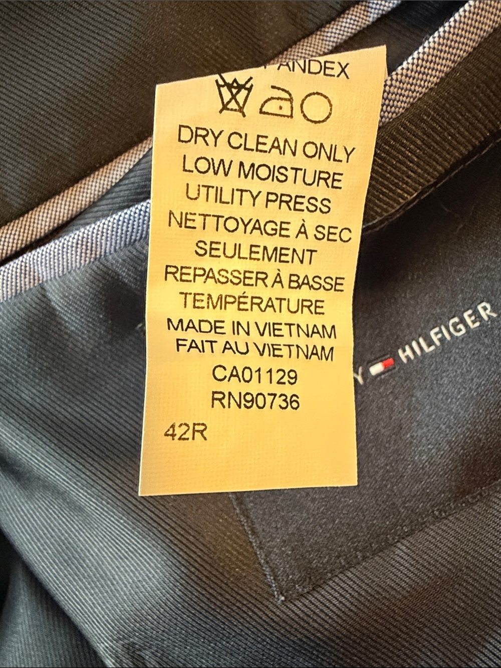 Light Blue Men's Two-Button Chambray Suit Jacket with Pants. - Picture 4 of 7